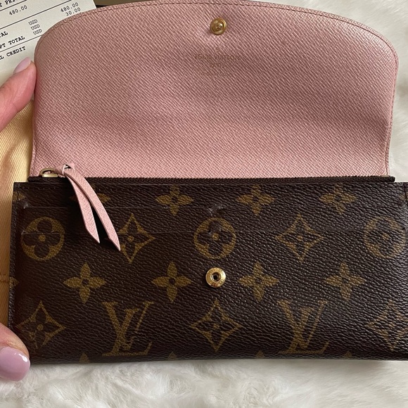 Louis Vuitton Emilee Wallet - Picture 8 of 15